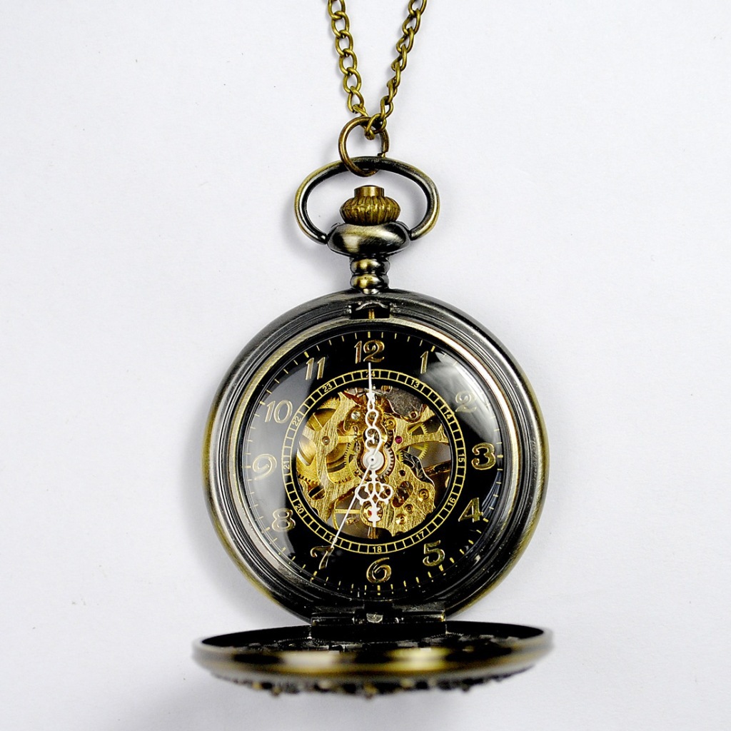 新款潮流8朵金花復(fù)古機械懷表 精致工藝，引領(lǐng)復(fù)古時尚